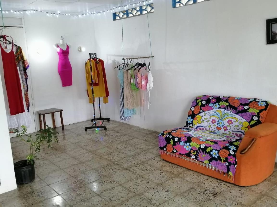 Magic Flower Rooms Cahuita Ngoại thất bức ảnh